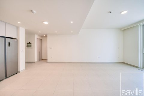Квартира с 3 спальнями в EMAAR Beachfront, ОАЭ №194685 16