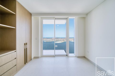Квартира с 3 спальнями в EMAAR Beachfront, ОАЭ №194685 22