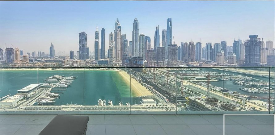 3 bedrooms Apartment in EMAAR Beachfront, UAE No. 194686