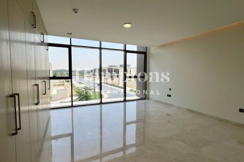 Villa de 4 dormitorios No. 118982 3