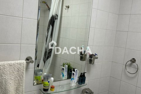 Studio Apartment in DEC Towers, UAE No. 200328 5