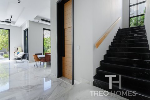 Villa de 5 dormitorios en Jumeirah Park, UAE No. 80300 4