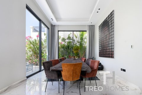 Villa de 5 dormitorios en Jumeirah Park, UAE No. 80300 8