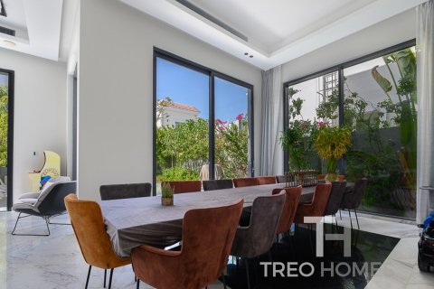Villa de 5 dormitorios en Jumeirah Park, UAE No. 80300 7