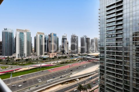 Квартира с 3 спальнями в Emaar 6 Towers, ОАЭ №162136 16