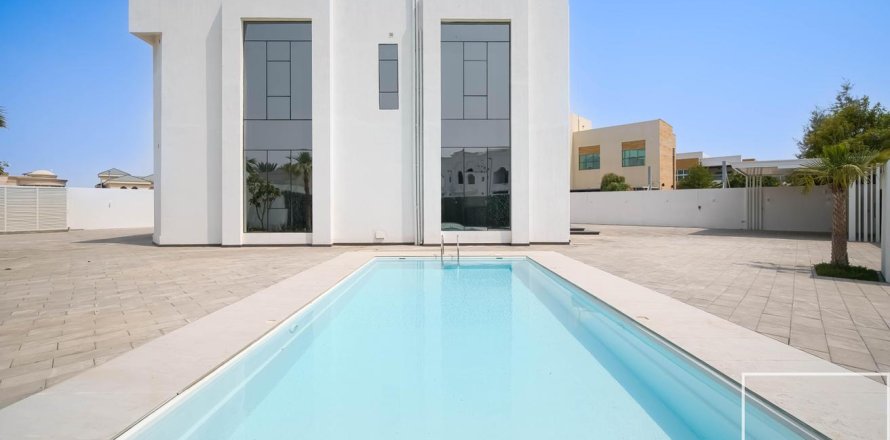5 bedrooms Villa in Al Khawaneej, UAE No. 194447