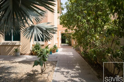 5 bedrooms Villa in Victory Heights, UAE No. 194444 10