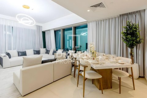 Квартира с 3 спальнями  №121797 31