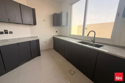 Land de 1050m² en Jebel Ali, UAE No. 166659 4