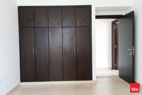 Apartment de 2 dormitorios en Dubai, UAE No. 166654 6