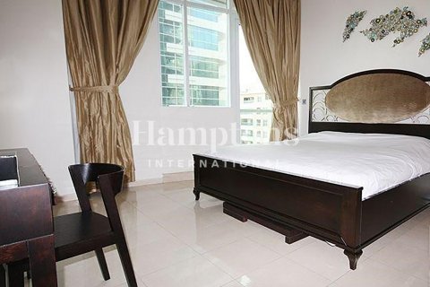 Apartment de 2 dormitorios en The Address Dubai Marina, UAE No. 142149 3
