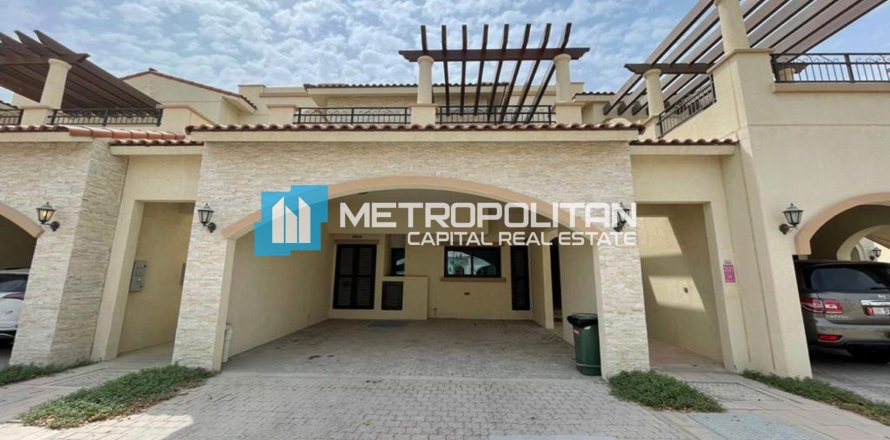 3 bedrooms Townhouse in Abu Dhabi, UAE No. 118145