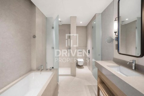 3 bedrooms Apartment in Vida Residences Dubai Mall, UAE No. 198747 8