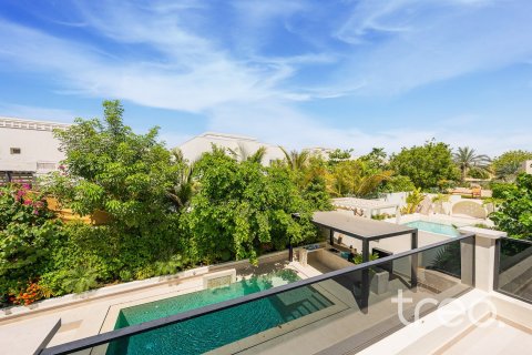 Villa de 5 dormitorios en Meadows, UAE No. 199175 16
