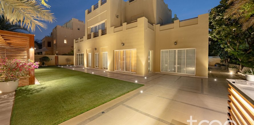 Villa de 7 chambres à Arabian Ranches, UAE No. 199170