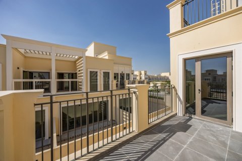 5 غرفة نوم  فيلا في Damac Lagoons, الإمارات العربية المتحدة رقم 168970 4