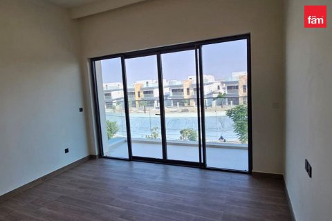 7 bedrooms Villa in Dubai, UAE No. 168843 16