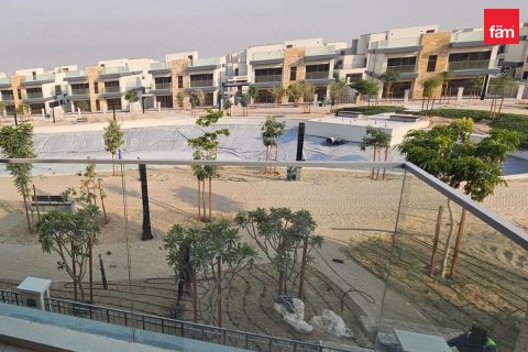 7 bedrooms Villa in Dubai, UAE No. 168843 3