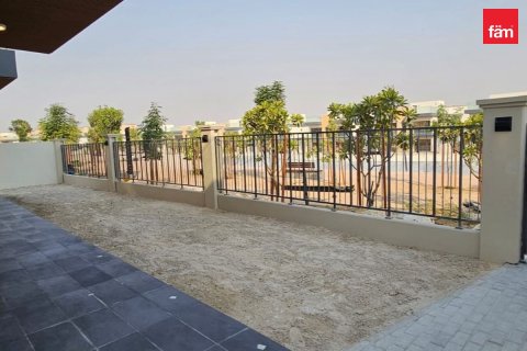 7 bedrooms Villa in Dubai, UAE No. 168843 10