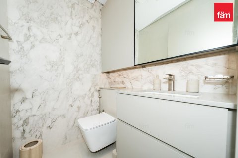 1 bedroom Apartment in Business Bay, UAE No. 168845 6