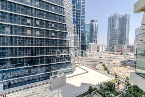 Appartement de 2 chambres à Urban Oasis, UAE No. 201818 19