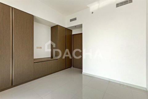 Квартира с 2 спальнями в EMAAR Beachfront, ОАЭ №162060 7