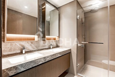 Квартира с 2 спальнями в EMAAR Beachfront, ОАЭ №162060 6
