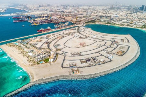 1070m² Land in Dubai, UAE No. 141403