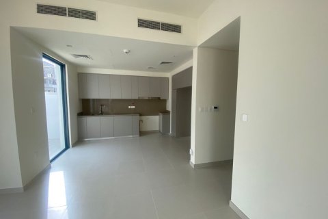 4 bedrooms Villa in EMAAR South, UAE No. 165374 4