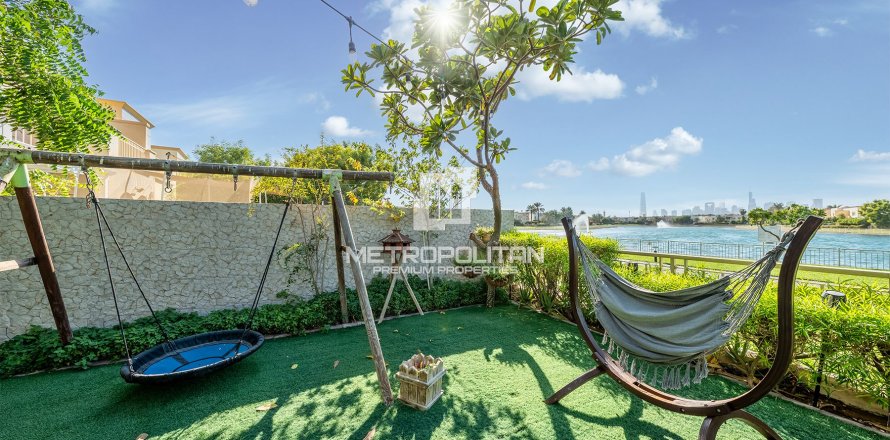 Вилла с 3 спальнями №128876