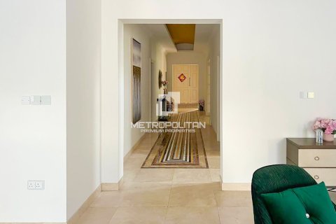 Villa de 5 dormitorios  No. 128469 12