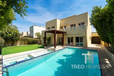 5 غرفة نوم  فيلا في Meadows, الإمارات العربية المتحدة رقم 73997 2
