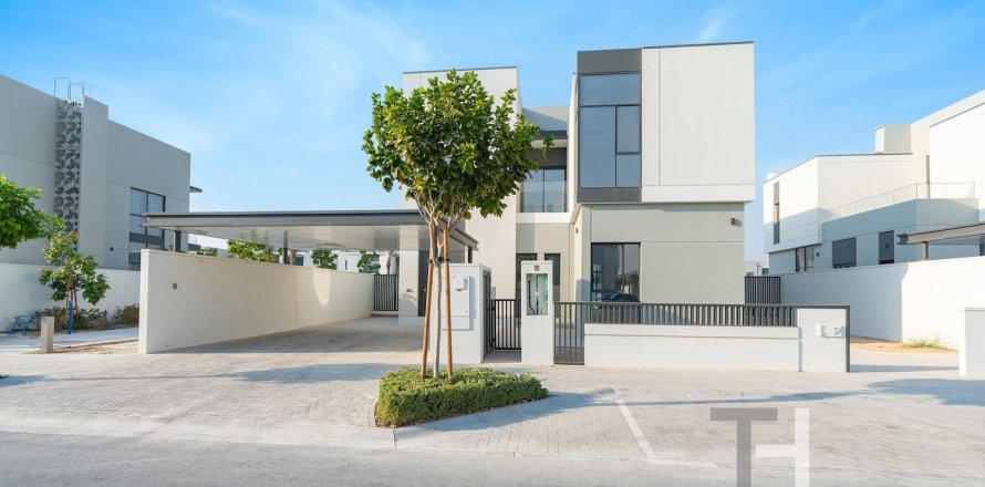 4 غرف نوم فيلا في Al Furjan, الإمارات العربية المتحدة رقم 73998