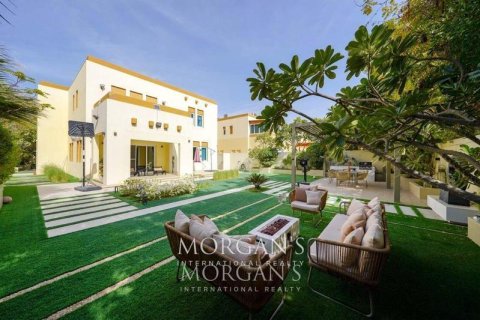 3 غرف نوم فيلا في Jumeirah Park, الإمارات العربية المتحدة رقم 76849 2