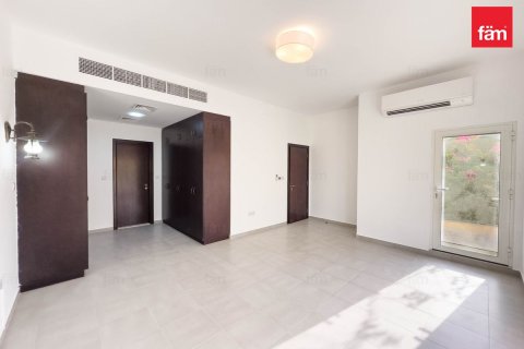 Villa de 5 dormitorios  No. 125160 30