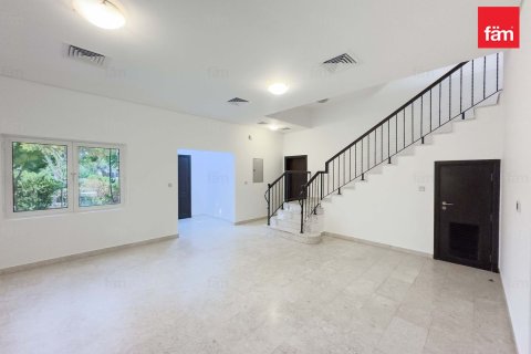 Villa de 5 dormitorios  No. 125160 14