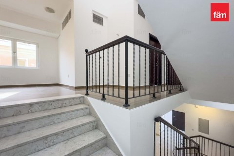 Villa de 5 dormitorios  No. 125160 27