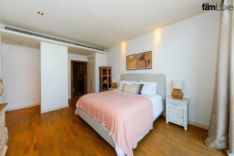3 bedrooms Apartment  No. 117944 25