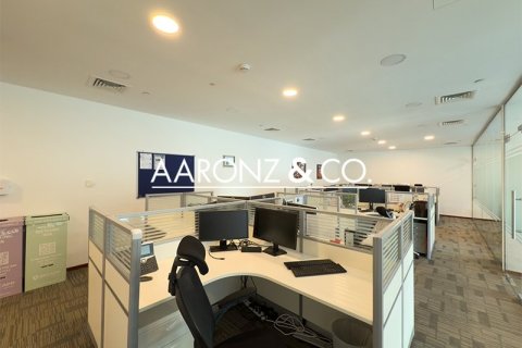 179مربع، مكتب في Sheikh Zayed Road, الإمارات العربية المتحدة رقم 132927