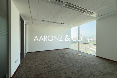 Office de 353m² en Sheikh Zayed Road, UAE No. 132928 10