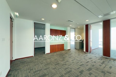 Office de 353m² en Sheikh Zayed Road, UAE No. 132928 9