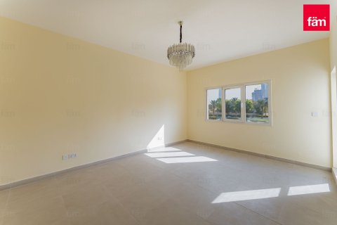 Villa de 5 chambres à Dubai, UAE No. 104060 25