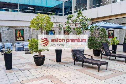 Apartment de 2 dormitorios en Dubai Marina, UAE No. 148752 19