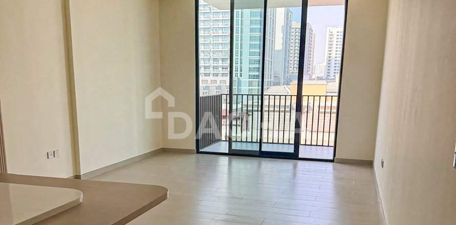 Apartment de 1 dormitorio en District 12, UAE No. 170278