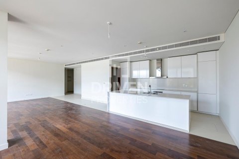 Квартира с 3 спальнями №120858 12