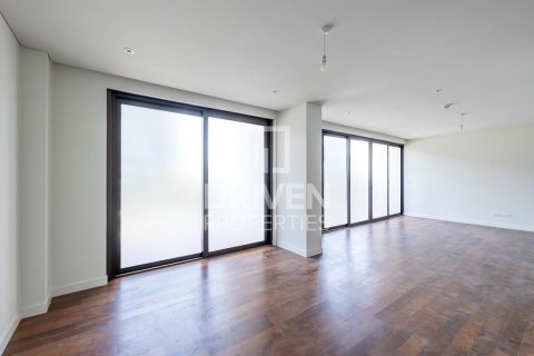 Квартира с 3 спальнями №120858 9