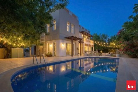 Вилла с 5 спальнями в Дубай, ОАЭ №149487
