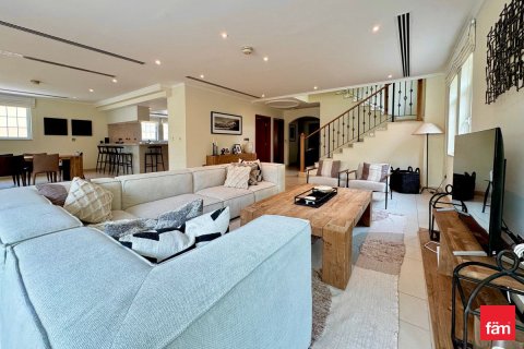 4 غرف نوم فيلا في Jumeirah Park, الإمارات العربية المتحدة رقم 149490 5