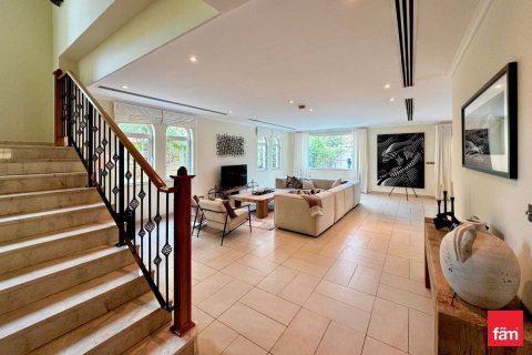 4 غرف نوم فيلا في Jumeirah Park, الإمارات العربية المتحدة رقم 149490 11