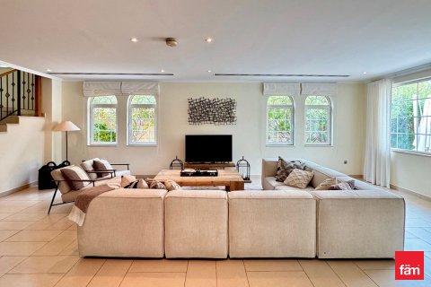 4 غرف نوم فيلا في Jumeirah Park, الإمارات العربية المتحدة رقم 149490 8